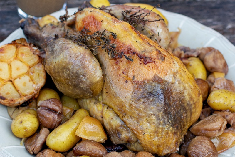 Poulet rôti aux Pommes et Châtaignes